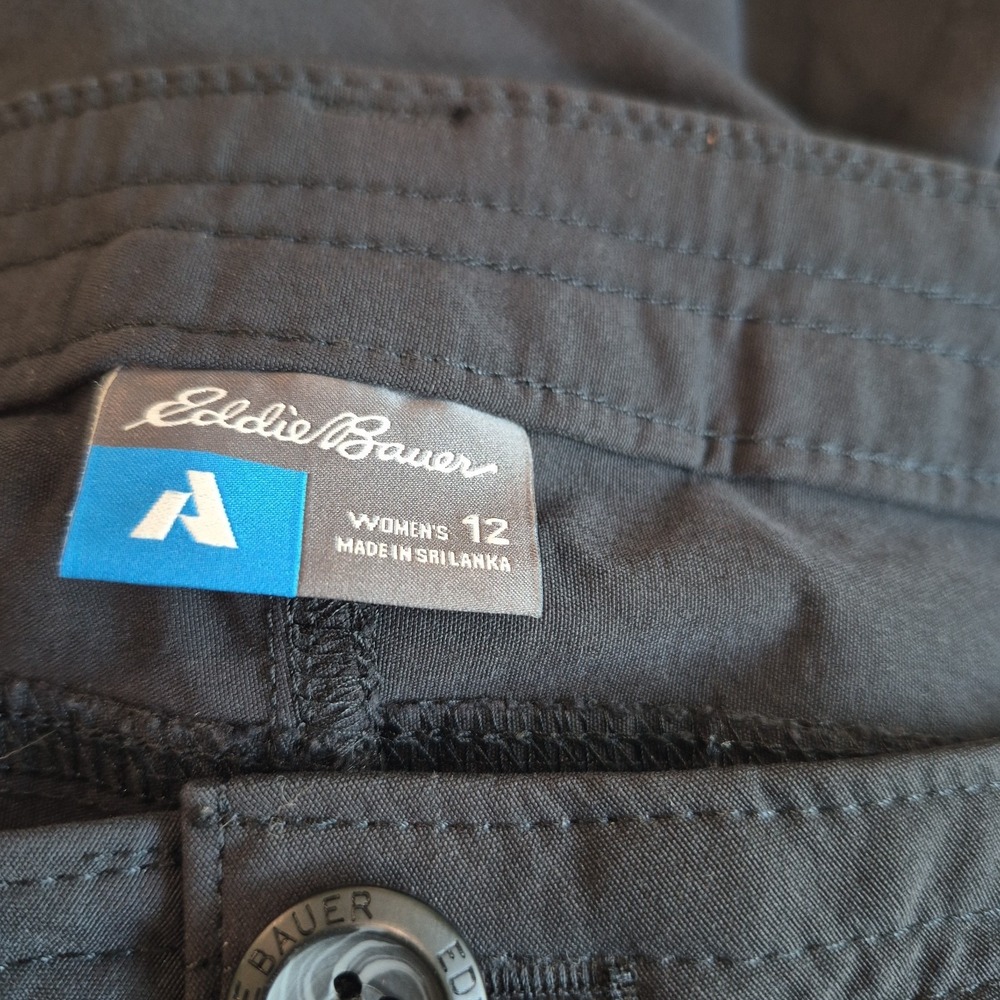 Eddie Bauer Cropped Hiking Pants Womens Size 12 Ruched Legs Black - Picture 12 of 12